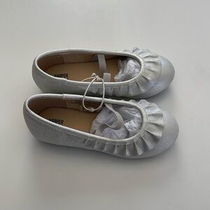 Harper Canyon NWT Silver Mary Jane toddler shoes
